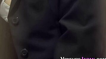 诱人日本18+少女户外自慰偷拍