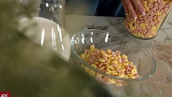 jennifer flex ardent anal in kitchen 😏