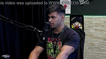 Difficult to seduce girl without disgusting fetishes!