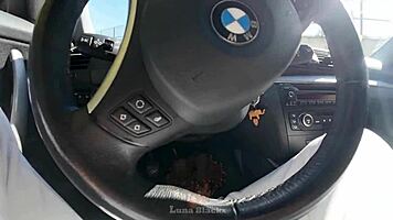 Morena Cachonda Se Folla A Conductor De Taxi Para Pagar El Viaje -luna Black