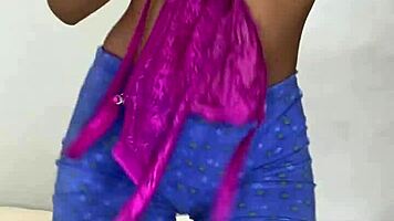 Hot Amateur Girl Masturbates To Orgasm