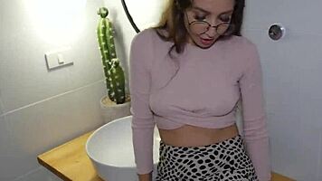 Tinder Date Fucked At My Place With Passionate Emotions