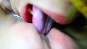young girl gets pussy licked