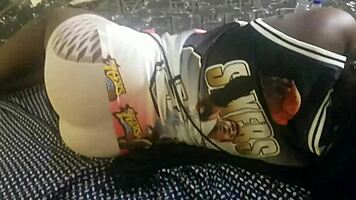 Teen Shows Off Her Ass With Farting In Amateur Video