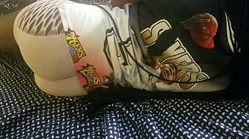 Teen Shows Off Her Ass With Farting In Amateur Video