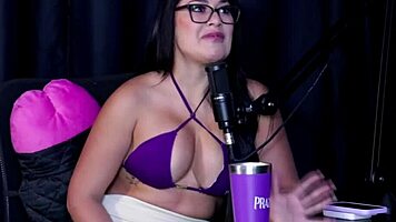 Alice Monteiro Feels Intense Pleasure In Swingers Compilation