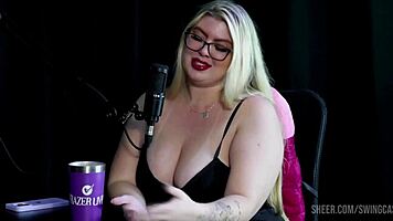 Alice Monteiro Feels Intense Pleasure In Swingers Compilation