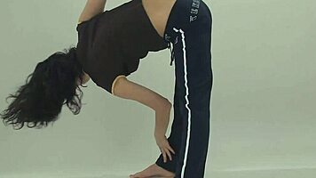 Sexiest hottest babe spreading hot legs for you