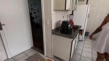 Petite Adventurer Arrives for Fun and Departs Satisfied