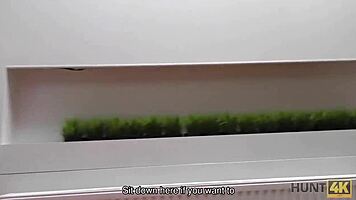 hunt4k blonde stops fight with bf for stranger's money