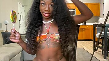 Lola Black Performs Sexy Lollipop Licking