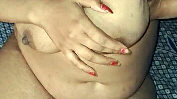 Desi Sexy Bhabhi Shows Her Wet Pussy Close-Up