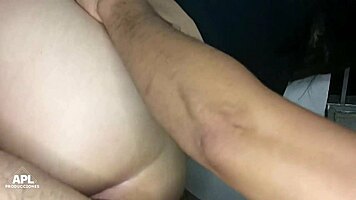 Hausgemachter Porno mit neuer geiler Schlampe - volle Geschichte