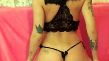 Yasmin Muller Poses Erotically in Photoshoot Behind Scenes