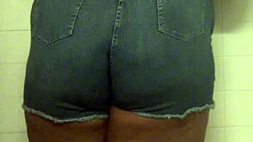 Teen Pees Then Farts In Bathroom