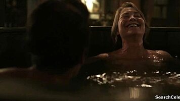 Gaby Hoffmann And Cherry Jones In Transparent