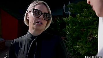 Gardener tie and fuck stepmom and teen