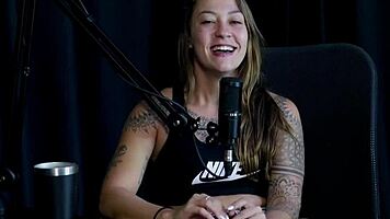 Não Gravaria Com O Kidi Bengala Curtia A Parte Exibicionista Fez Atendimentos E O Velho Que Chupou Uma Buceta - Flor De Damiana Watch On Sheer Red