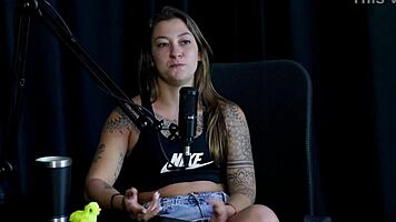 Não Gravaria Com O Kidi Bengala Curtia A Parte Exibicionista Fez Atendimentos E O Velho Que Chupou Uma Buceta - Flor De Damiana Watch On Sheer Red