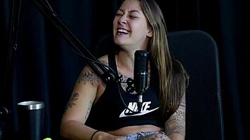 Não Gravaria Com O Kidi Bengala Curtia A Parte Exibicionista Fez Atendimentos E O Velho Que Chupou Uma Buceta - Flor De Damiana Watch On Sheer Red