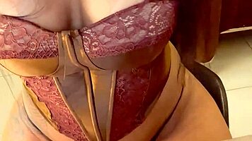 Ela Disse Que Era Tímida Olha Só Isso Rosa Vermelha