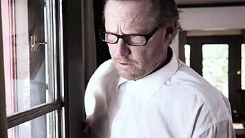 Who can resist licking that teen 18+ pussy?