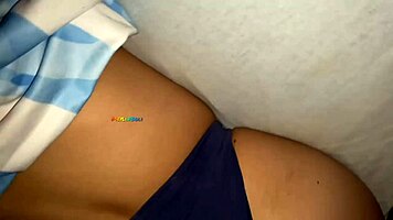 Encuentro A Mi Cuñada Descansando Y Me Confunde Con Su Pareja Al Final Se Deja Follar Y Acabo Dentro De Ella Casero Real Argentina