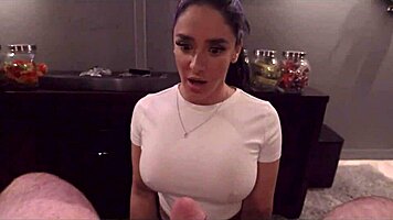 Suggestive Theater Fun With Hot Milf Sheena Ryder