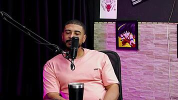 Loira Safada Faz Boquete No Neg�o Ap�s Ele Falar Que Est� Planejando O Gang Bang E Que Mulher Safada D� Trabalho - Lucas Ferraz Watch On Sheer Red