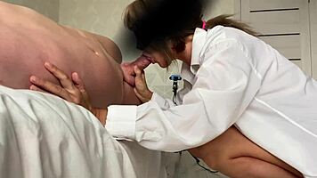 morning blowjob with cougar milf