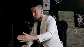 Explicou Sobre As Preliminares Na Massagem Leva Seu Trabalho A Sério Ampliou Seus Conhecimentos Do Corpo Feminino E No Squirting - Cadu Sem Fôlego Watch On Sheer Red