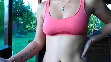 look at this teen stripping outdoors, camel toe showing