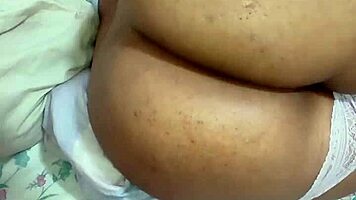 big ass young ebony spreading gaping anal for pleasure