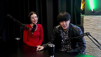 Curtia se exibir bem novinha a pandemia lan�ou mulheres no porn� contou pra m�e e quando vendeu seu primeiro nude - yastrixx watch on sheer red