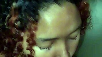 jovem casal filma porno amador em banheiro de hotel with huge cock deepthroat and creampie