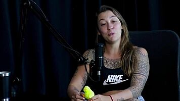 VEJA A ENTREVISTA SAFADA E CHEIA DE PUTARIA COM A FLOR DE DAMIANA COM VOVÔ MOAI NO PORN CAST BRAZIL - PARTE 7 WATCH ON SHEER RED