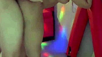 fiz dupla penetra��o com os personal trainers da academia enquanto meu marido corno estava em casa