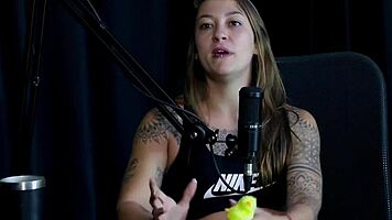 veja a entrevista safada e cheia de putaria com a flor de damiana com vov� moai no porn cast brazil - parte 2 watch on sheer red