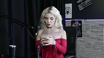 Loira Explica Como Fazer Um Bom Sexo Anal Demonstra Seu Boquete E Gemido Ao Enfiar No Cu - Kyra Sex Sheer Red