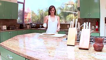 Sami St Claire And Delilah Davis Are Horny Lesbians With Brown Hair