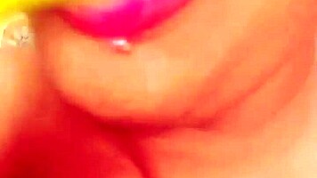 Indian Woman Fucks Mouth