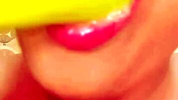 Indian Woman Fucks Mouth