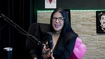 Gosta De Dar O Cu Deu Dicas Para Um Bom Sexo Anal Casou Com Um Cliente Mas Nao Se Ver Preparada Para Um Relacionamento Leticia Braga Watch On Sheer Red