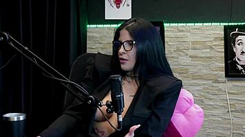 Gosta De Dar O Cu Deu Dicas Para Um Bom Sexo Anal Casou Com Um Cliente Mas Nao Se Ver Preparada Para Um Relacionamento Leticia Braga Watch On Sheer Red