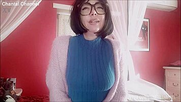 chantal squirts with new sex toy