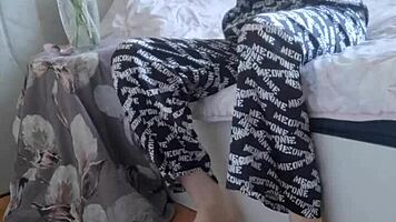 Elza Kom Nylon Tights Fetish Worship