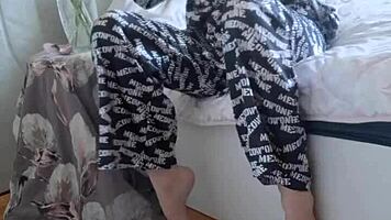 Elza Kom Nylon Tights Fetish Worship