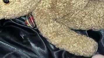 Arabian Snowwhite Masturbates Wet Pussy To Orgasm In Los Angeles Usa