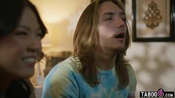 Chinese teen discovers unexpected voyeurism