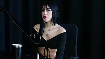 melhores momentos da ariane kimiko no preliminares podcast com a bia hot - parte 1 watch on sheer red